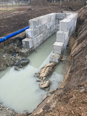 Záchytná jímka - stavba bloky