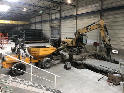 Výrobní haly  - výkopy pro technologie