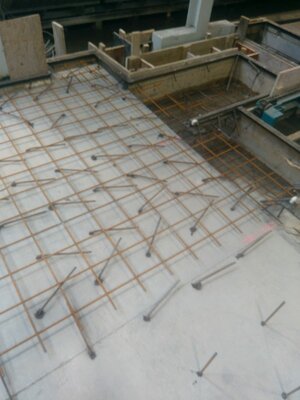 Výrobní haly  - železobetonové monolity pro výrobní technologie