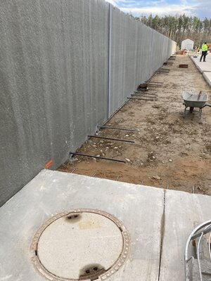 Železobetonové kryty pro venkovní plochy