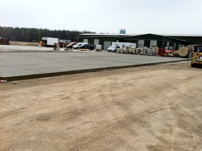 Konstrukční násypy pro venkovní plochy a železobetonové kryty