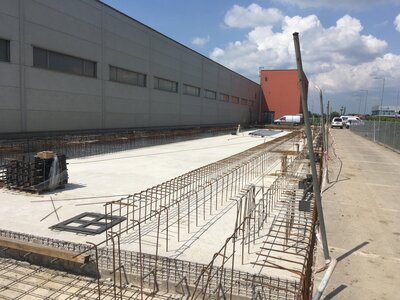 Železobetonový  monolit pro regálový zásobník