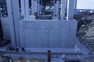 Železobetonové monolitycké pece a zásobníky na ocelový šrot