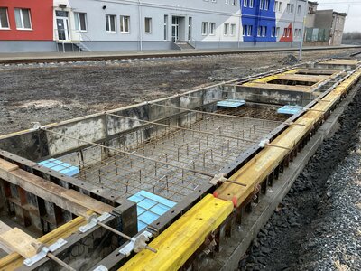 Monolit drážní váhy