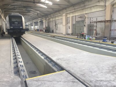 Monolitické železobetonové kryty a montážní jámy