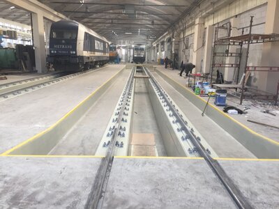 Monolitické železobetonové kryty a montážní jámy