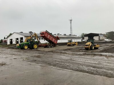 ZDV Krchleby - silážní žlab - konstrukční vrstvy, násyp recyklátu