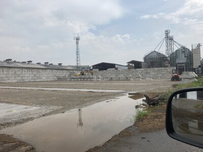 ZDV Krchleby - silážní žlab - stavba opěrné zdi