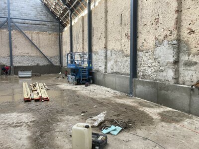 Stodoly - rekonstrukce - sokly, podlahy