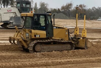 CAT D5K